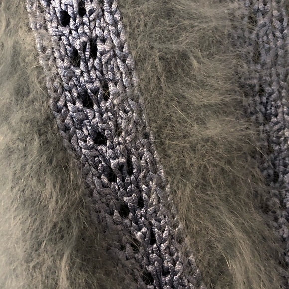 Vintage HandKnit Mohair-like Sweater - Picture 7 of 10